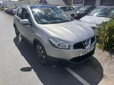 Used Nissan Qashqai N-TEC 110 HP (80 kW) 2012 Silver SUV