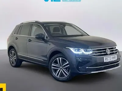 Second-hand VW Tiguan Elegance 245 CP (180 kW) 2023 Gri SUV
