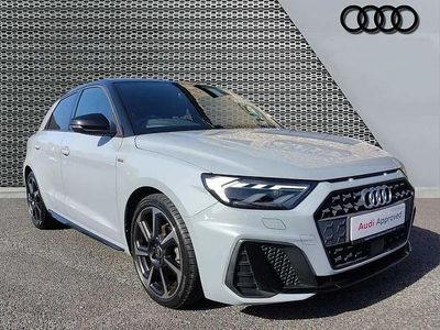 Używany Audi A1 Black Edition 108 KM (79 kW) 2021 Szary SUV