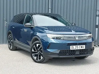 Used Vauxhall Grandland X 136 HP (100 kW) 2025 Blue SUV