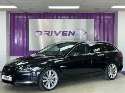 Used Jaguar XF Sportbrake Portfolio 200 HP (147 kW) 2014 Black Estate