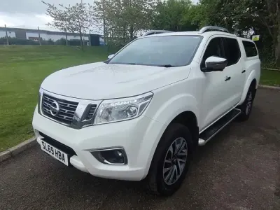 Begagnad Nissan Navara Tekna 190 HK (139 kW) 2019 Vit Pickup