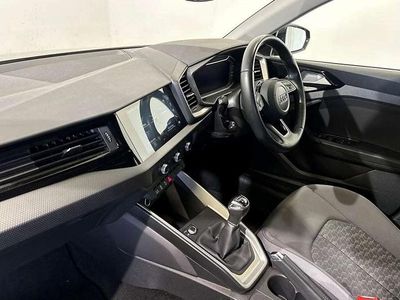 Used Audi A1 Sport 108 HP (79 kW) 2022 Grey SUV