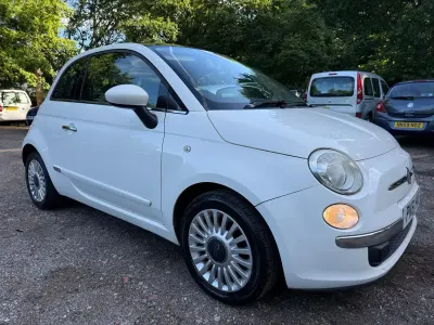 Used Fiat 500 Lounge 69 HP (50 kW) 2011 White Hatchback