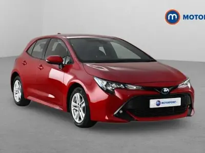 Used Toyota Corolla 122 HP (89 kW) 2022 Red Hatchback