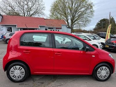 Usado VW up! move up! 60 HP (44 kW) 2015 Vermelho Citadino