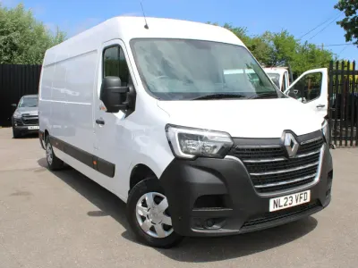 Used Renault Master Business 2023 White MPV