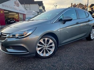 Grey Used 2017 Vauxhall Astra Hatchback | £7,499 (Expensive)