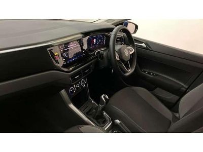 Begagnad VW Polo Life 95 HK (69 kW) 2022 Blå Halvkombi