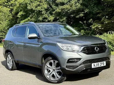 Used SsangYong Rexton 181 HP (133 kW) 2019 Grey SUV