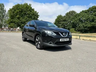Used Nissan Qashqai N-TEC 110 HP (80 kW) 2016 Black SUV