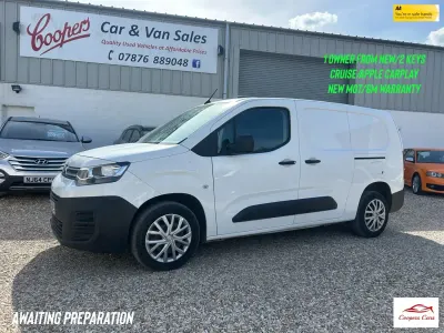 Używany Citroën Berlingo 100 KM (73 kW) 2020 Biały Minivan