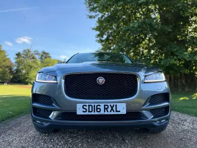 Used Jaguar F-Pace Portfolio 180 HP (132 kW) 2016 Grey SUV