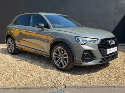 Używany Audi Q3 Black Edition 150 KM (110 kW) 2022 Szary SUV