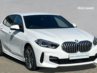 Usado BMW 118 M Sport 138 CV (101 kW) 2021 Blanco Utilitario