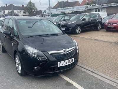 Used Vauxhall Zafira Tourer SRi 140 HP (102 kW) 2015 Black MPV