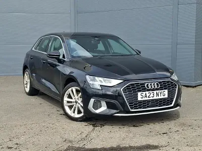 Usado Audi A3 Sport 110 CV (80 kW) 2023 Negro Berlina