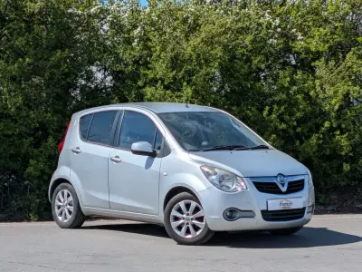 Używany Vauxhall Agila 2014 Srebrny Minivan