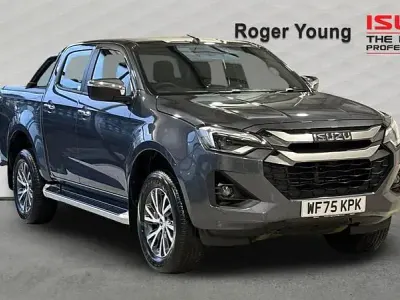 Usado Isuzu D-Max 163 CV (119 kW) 2025 Gris Pickup/Camioneta