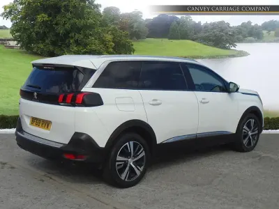 Used Peugeot 5008 Allure 130 HP (95 kW) 2018 White SUV
