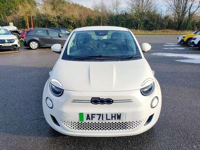 White Used 2021 Fiat 500e Passion Hatchback | £11,995 (Fair price)