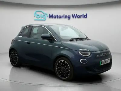 Używany Fiat 500e 86 kW (118 KM) 2024 Zielony Hatchback