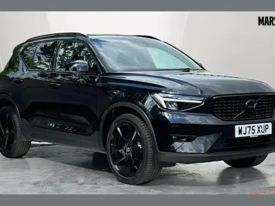 Used Volvo XC40 Plus 194 HP (142 kW) 2025 Black SUV