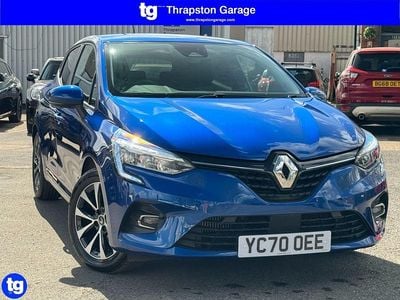 Used Renault Clio V Iconic 2020 Blue Hatchback
