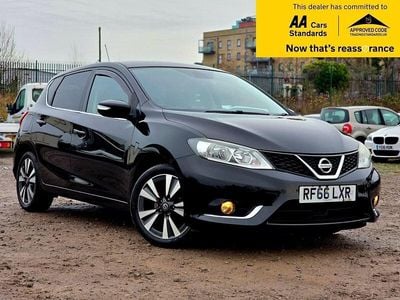 Black Used 2016 Nissan Pulsar N-Connecta Hatchback | £6,488 (Fair price)