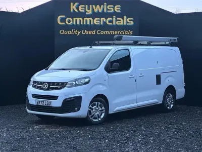 Gebraucht Vauxhall Vivaro Sportive 100 PS (73 kW) 2022 Weiß Van / Kleinbus