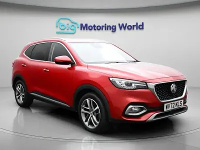 Begagnad MG HS 2022 Röd SUV