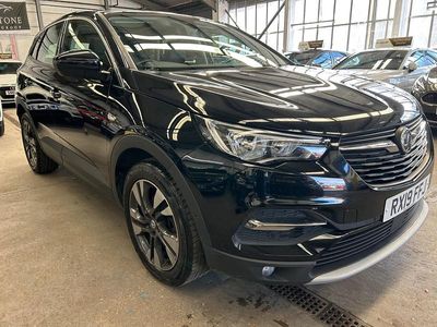 Used Vauxhall Grandland X Sport 130 HP (95 kW) 2019 Grey SUV