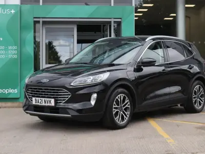 Used Ford Kuga Titanium 225 HP (165 kW) 2021 Black SUV