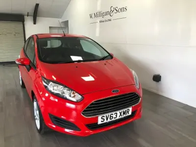 Used Ford Fiesta Style 82 HP (60 kW) 2013 Red Hatchback