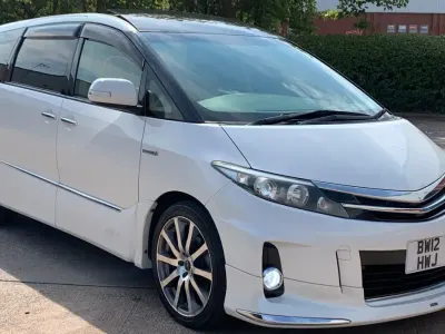 Used Toyota Estima Hybrid