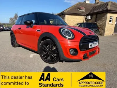 Używany Mini Cooper Hatch 2020 Pomarańczowy Hatchback