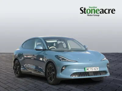 Usado MG IM6 553 kW (752 HP) 2025 Azul SUV
