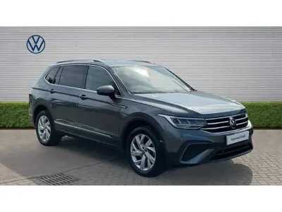 Second-hand VW Tiguan Allspace Life 150 CP (110 kW) 2023 Gri SUV