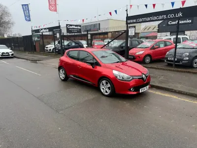 Used Renault Clio Dynamique 90 HP (66 kW) 2014 Red Hatchback