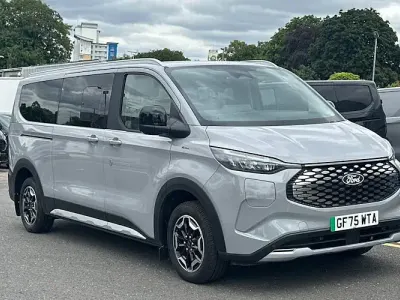 Used Ford Tourneo Active 160 kW (218 HP) 2025 MPV