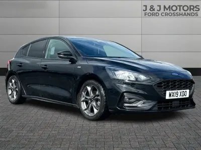 Used Ford Focus ST-Line 125 HP (91 kW) 2019 Black Hatchback