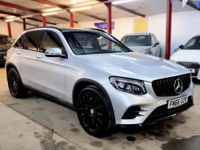 Usado Mercedes GLC250 AMG Line Premium 204 HP (150 kW) 2016 Prateado Carrinha