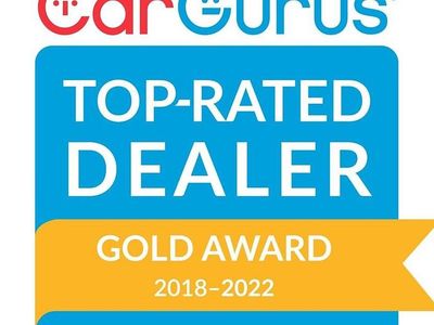 Used Audi Q7 S-Line 2018 Pearl blue SUV