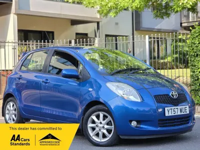Used Toyota Yaris SR 85 HP (62 kW) 2007 Blue Hatchback