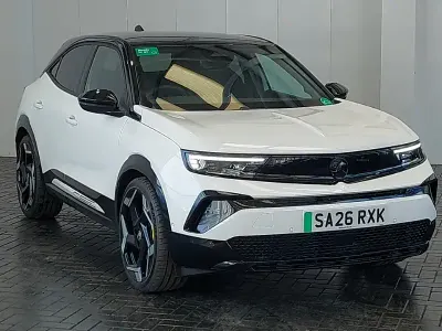 Nowe Vauxhall Mokka GSe 206 kW (281 KM) 2026 Biały SUV