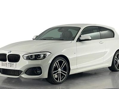 Używany BMW 118 M Sport 136 KM (100 kW) 2019 Biały Hatchback