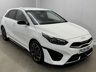 Used Kia Ceed GT-Line 138 HP (101 kW) 2025 White Hatchback