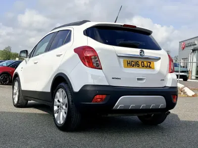 Gebraucht Vauxhall Mokka 134 PS (98 kW) 2016 Weiß SUV