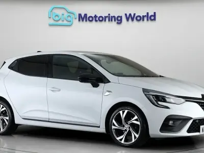 Used Renault Clio RS Line 90 HP (66 kW) 2023 White Hatchback