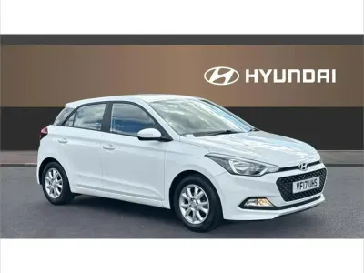 Used Hyundai i20 SE 84 HP (61 kW) 2017 White Hatchback